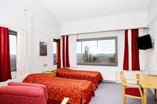 Отель Hotelli Pikku-Syöte Сиоте Стандартный двухместный номер с 2 отдельными кроватями-1